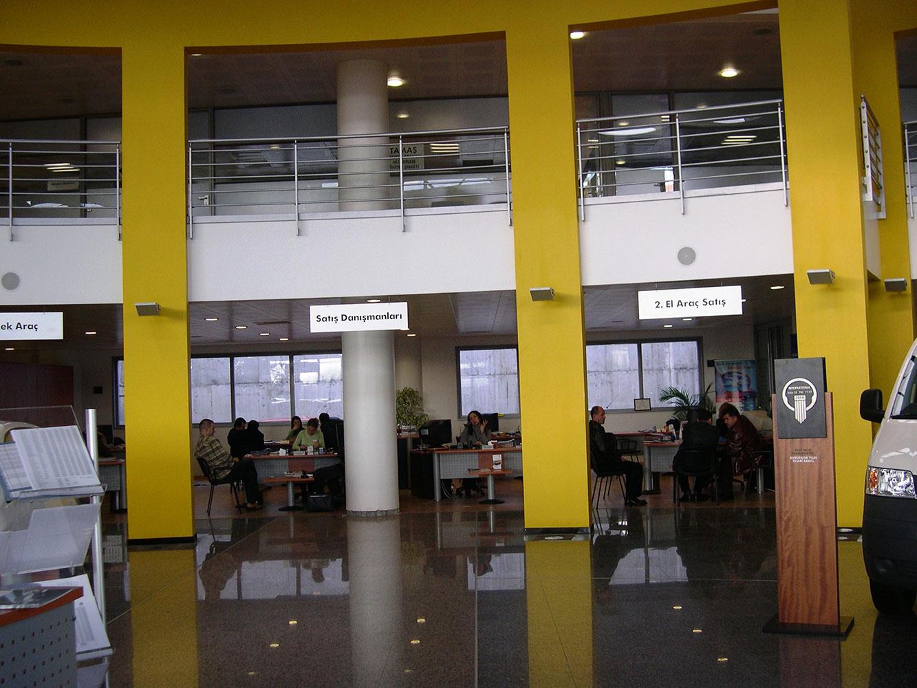 Rekor Otomotiv Showroom